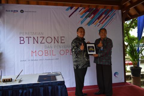 Launching BTN ZONE Food Court UNY